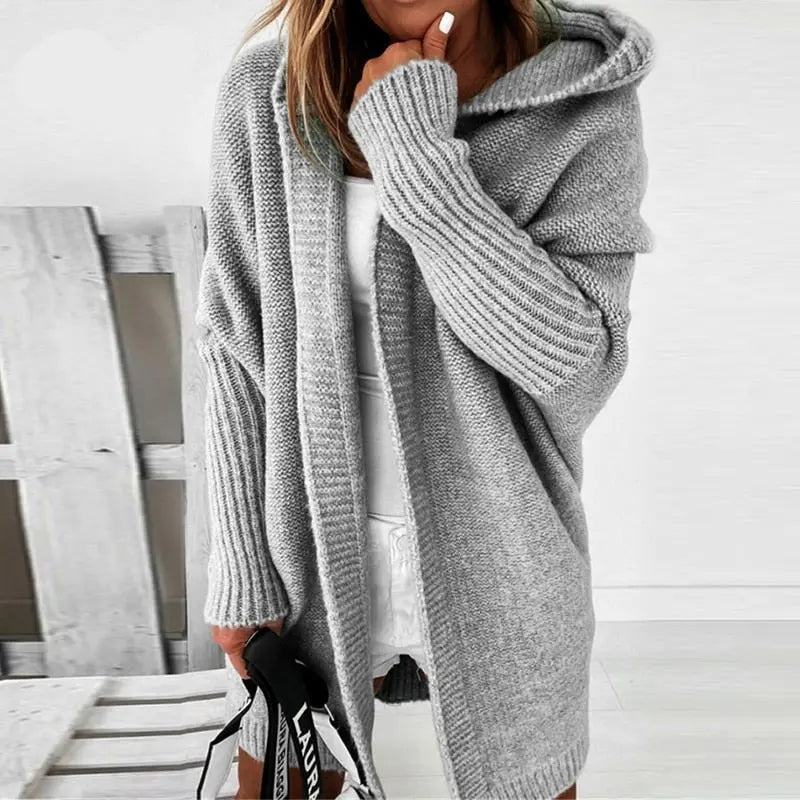 Lange Strickjacke Damen mit Kapuze, offener Cardigan in Rippstrick in Grau