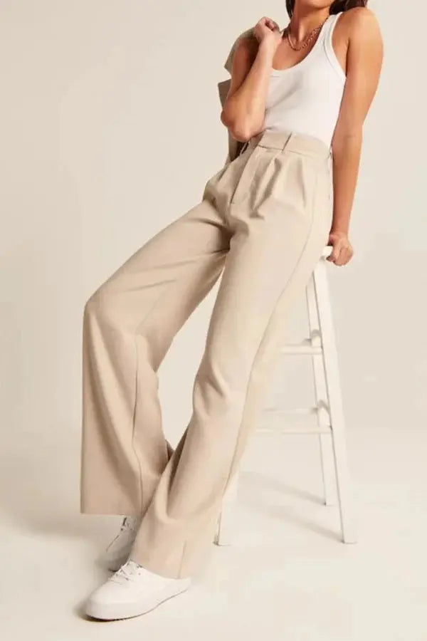 Weite Stoffhose mit hohem Bund, Bundfalten und langem Bein
