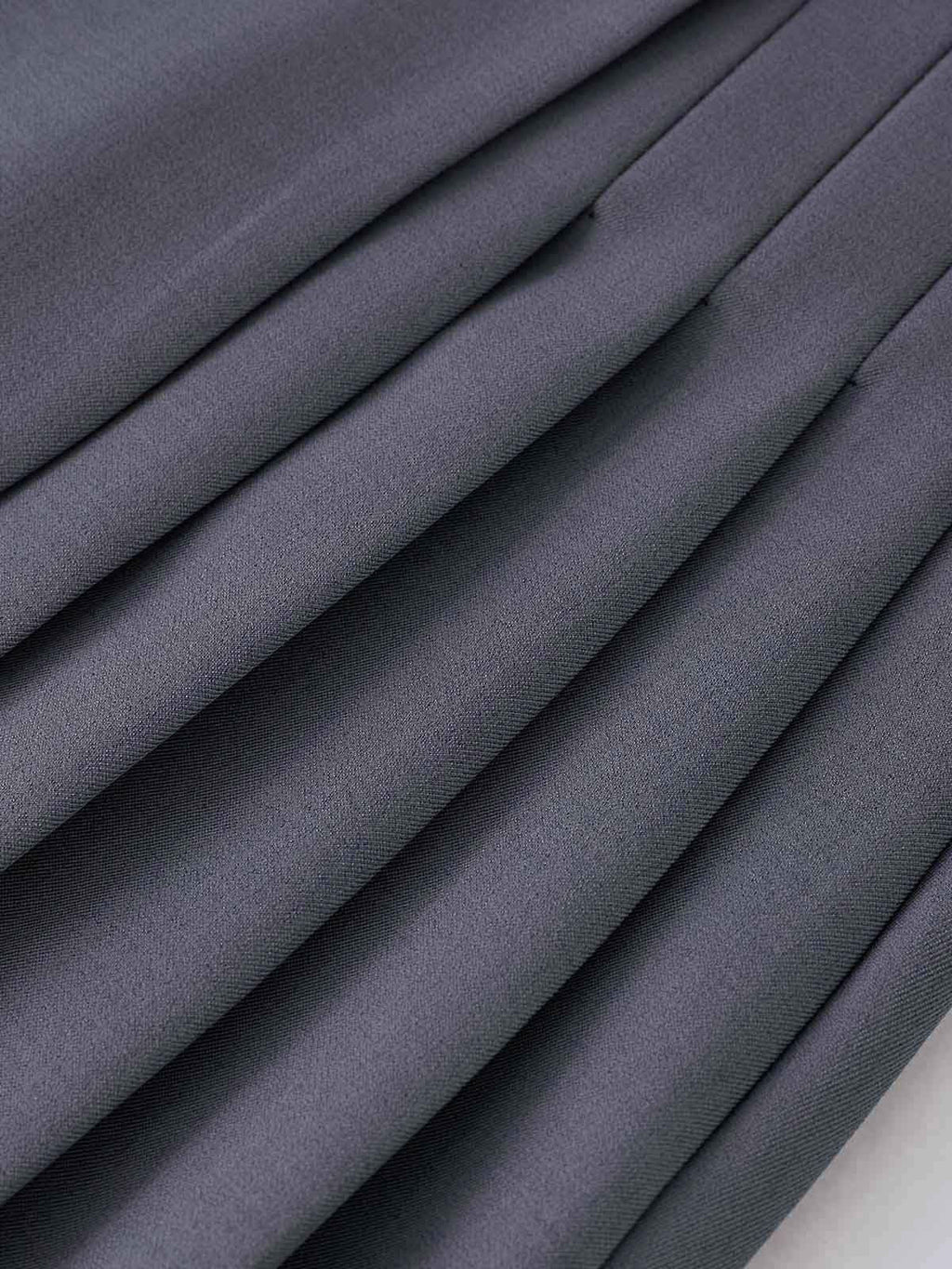 Faltenrock Damen in Grau – Hoher Bund mit Knopfdetails
