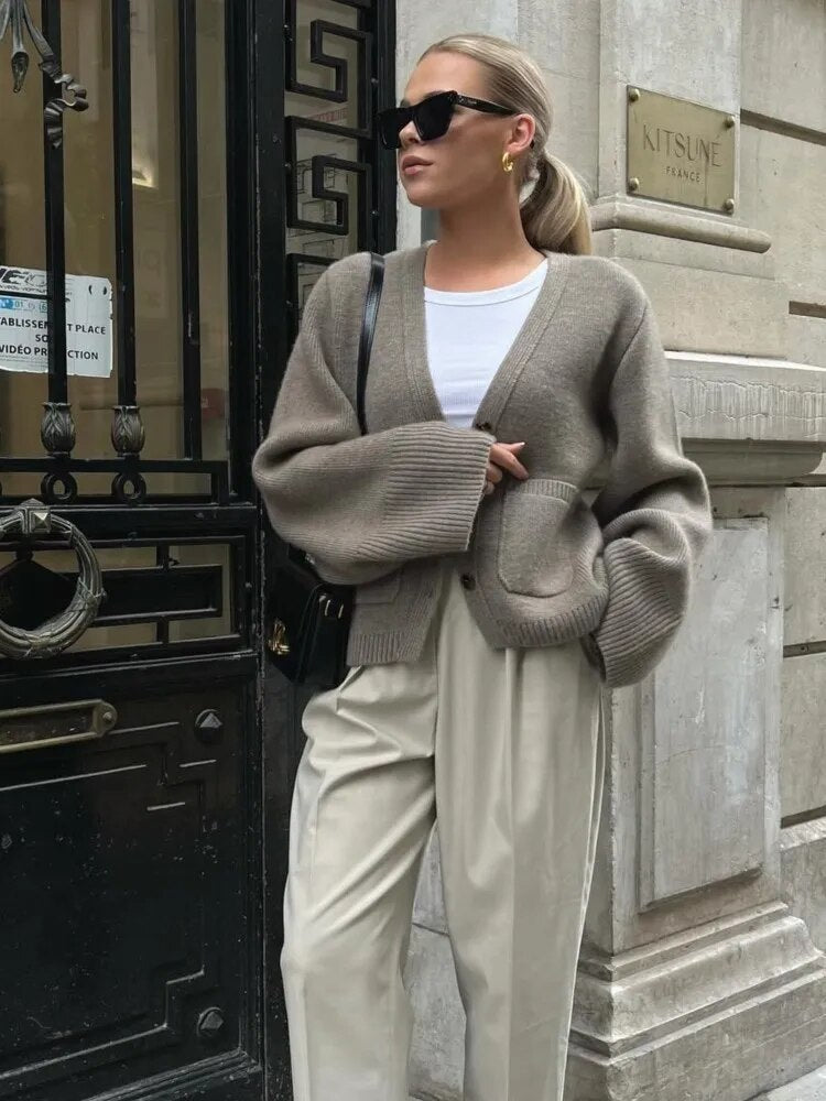 Strickjacke Damen mit V-Ausschnitt und Taschen, Cardigan mit Knopfleiste - Ansicht 6